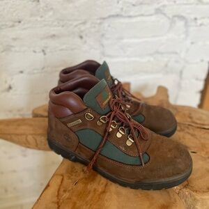 Timberland Brown & Green Leather Field Boots - boys size 6.5